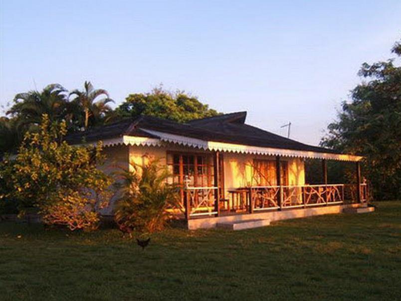 Hotel Atiapiti Opoa Luaran gambar